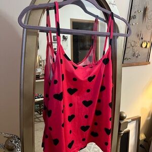 SHEIN Black Heart Print Red Cami Top